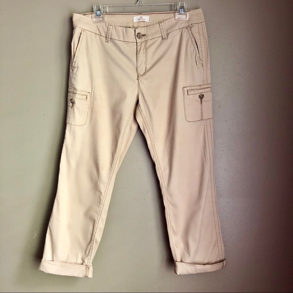 [HCO] Beige Khaki Capri Pants
